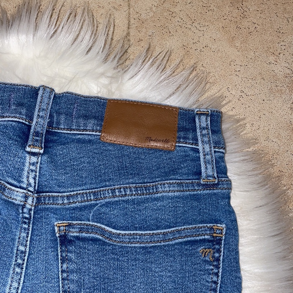 Madewell 9” Mid Rise Skinny Crop Jeans - Picture 5 of 7